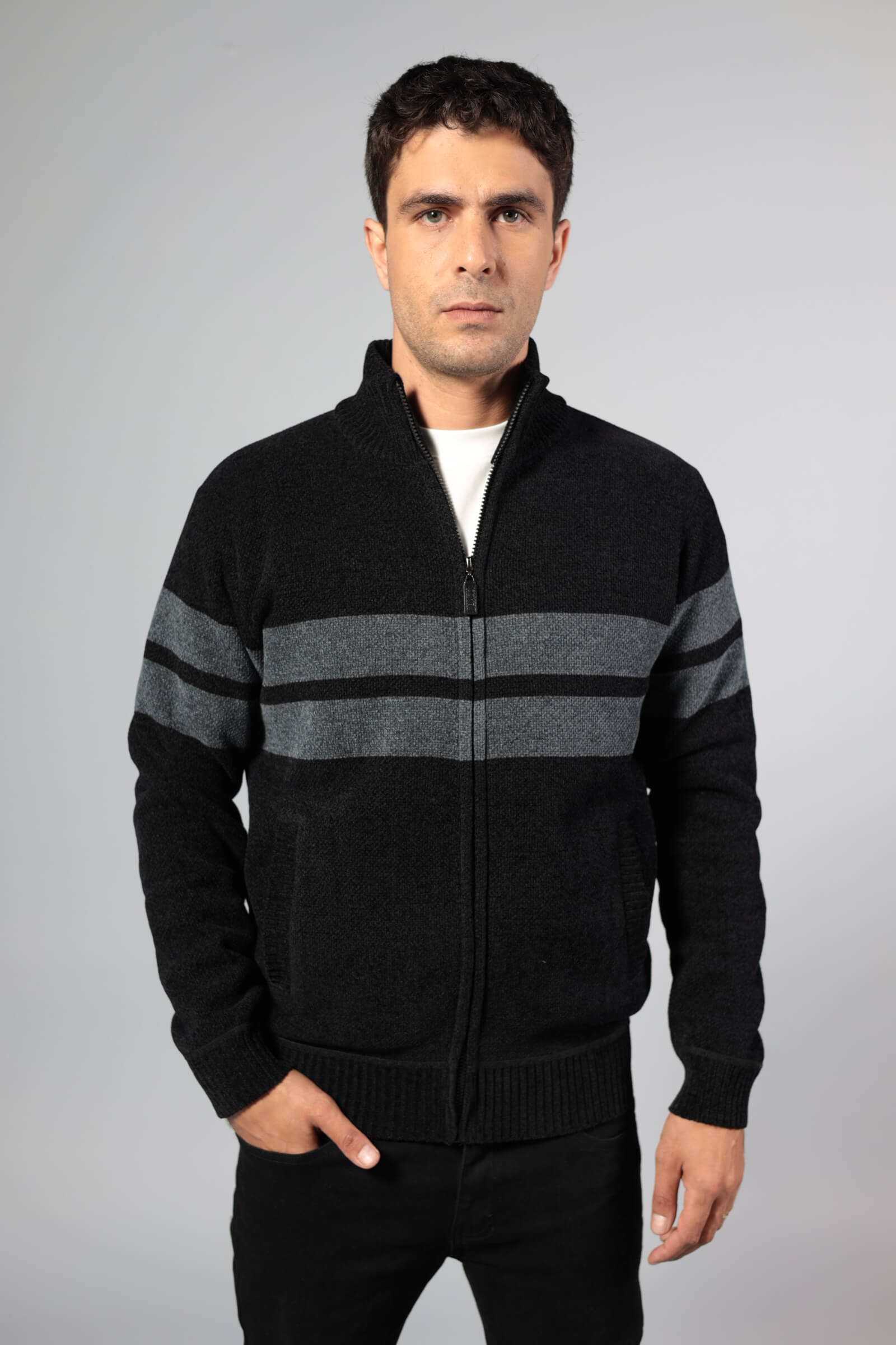 סריג פרווה פסים שחור