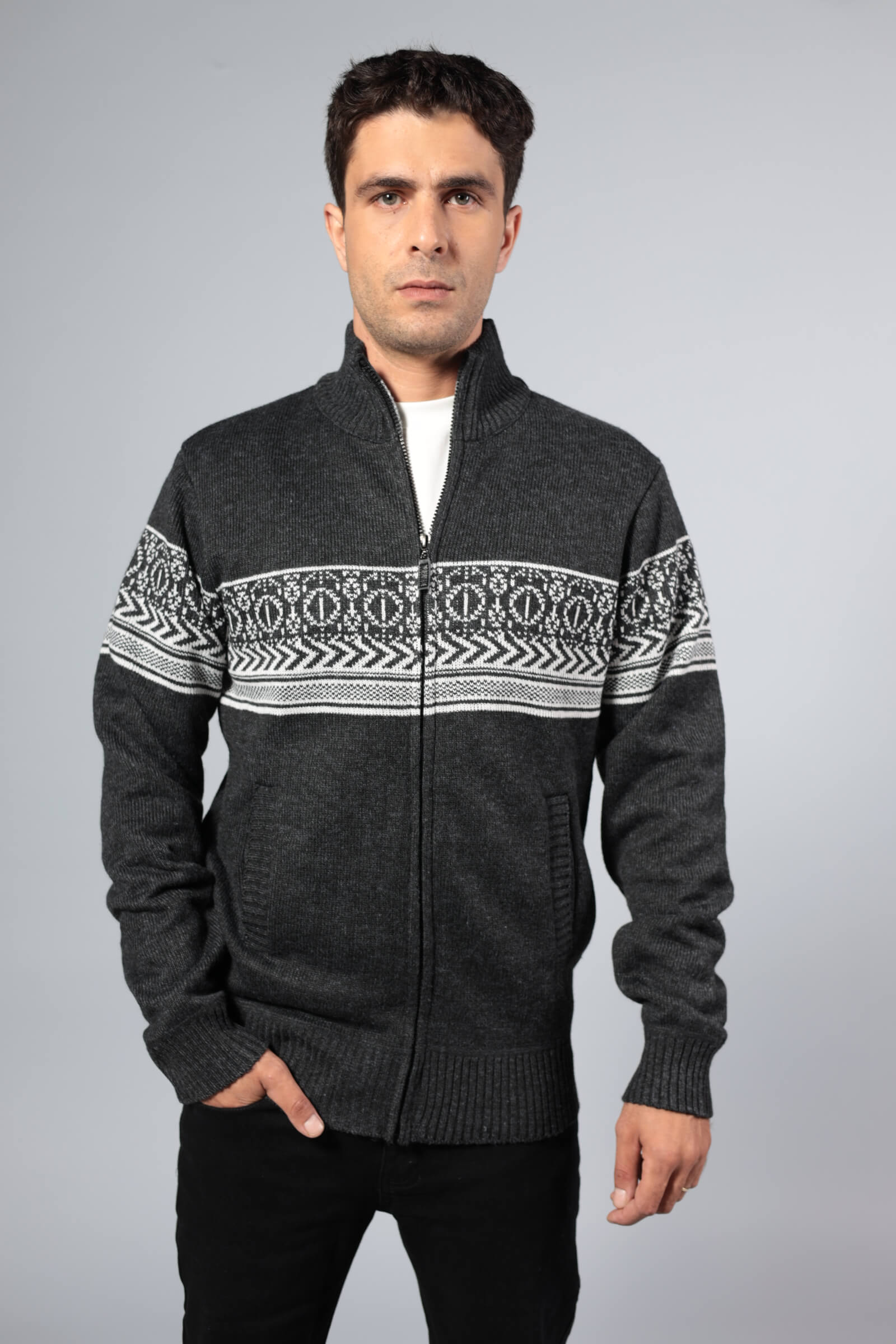 סריג פרווה שחור